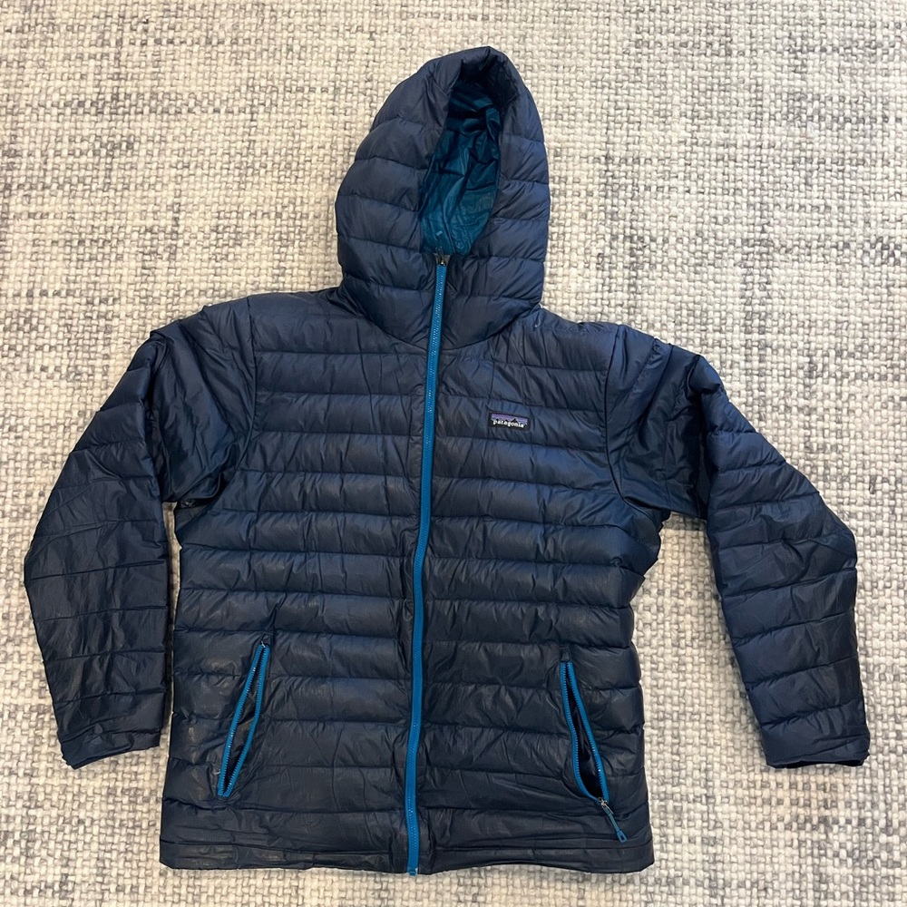 Patagonia Dark Blue Hooded Puffer Jacket